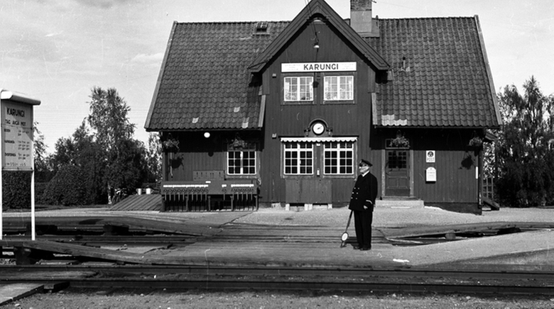 Tågstationen i Karungi en sommardag 1948. Foto: Haparanda stads bildarkiv